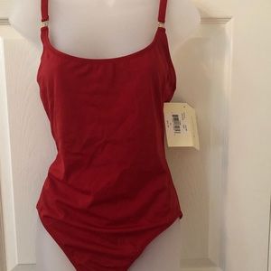 New with tag St. John Sport tank size 12